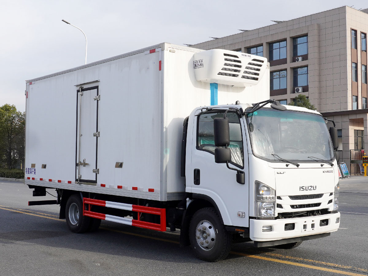 五十铃5.2米冷藏车