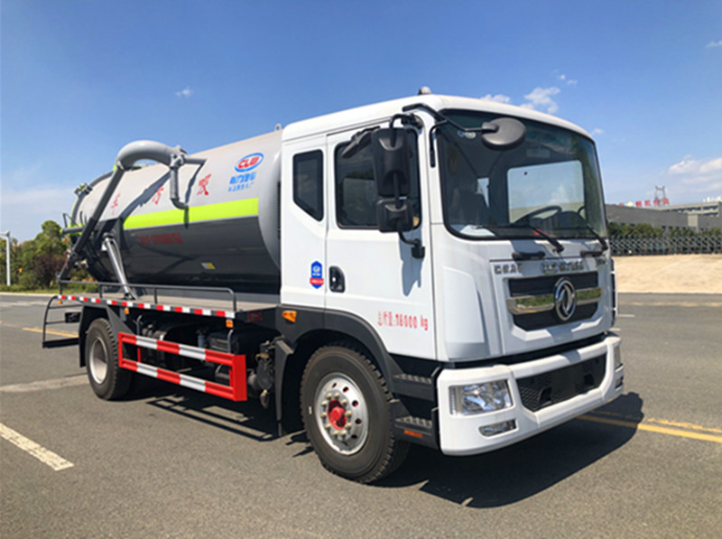 11.5方东风D9吸污车